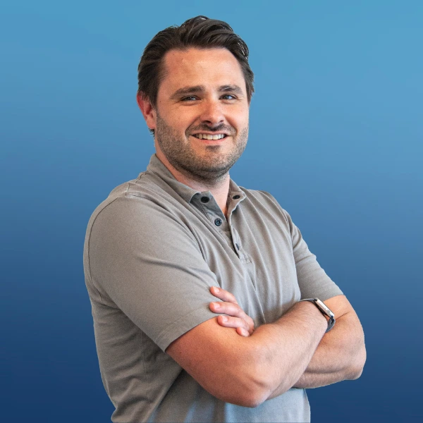 Contact Fabio Boenigk